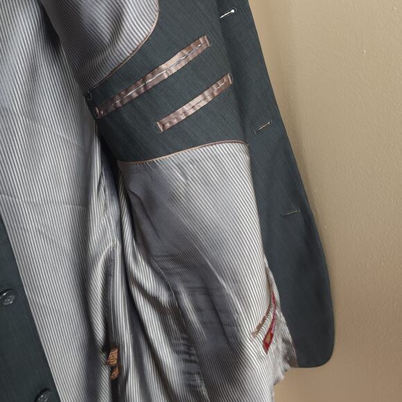 Caravelli Grey Pinstrip Three Button Wool Blend Blazer Size 48L - Picture 9 of 12